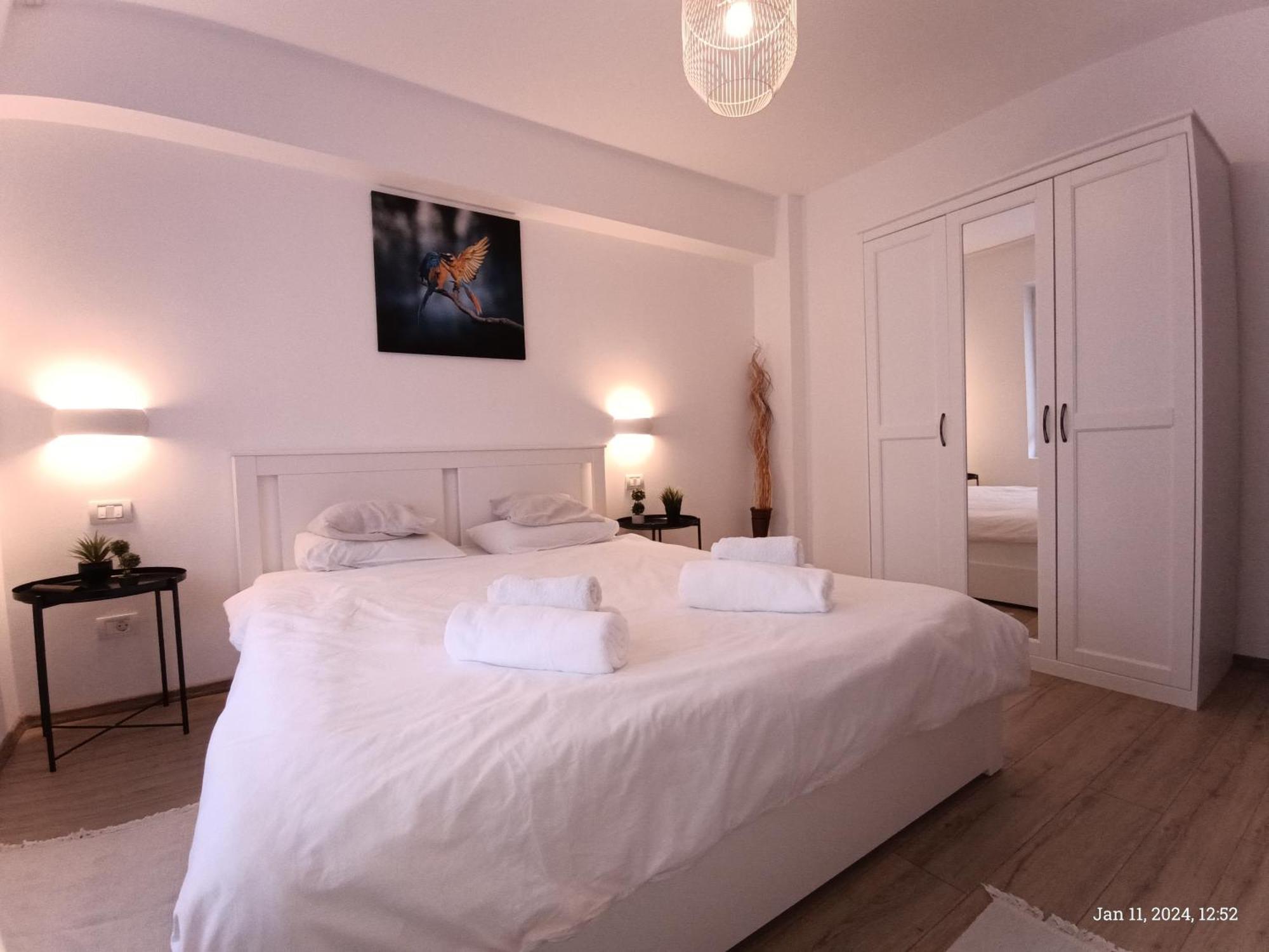 Cozy Apartment City Center Boekarest Buitenkant foto