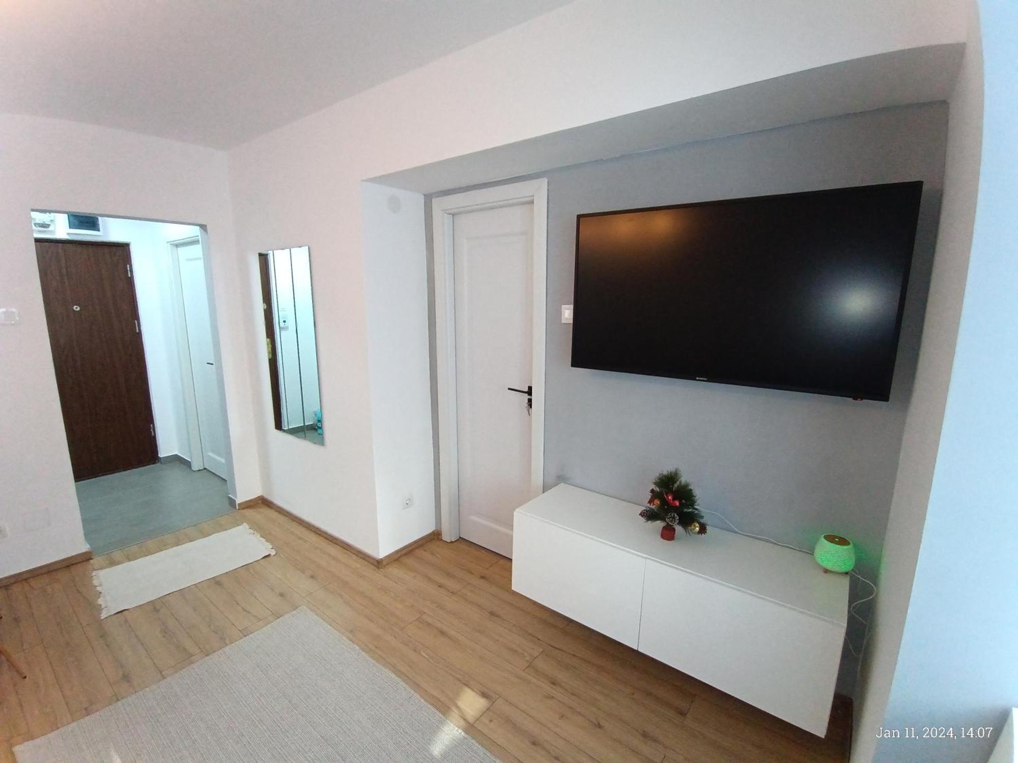 Cozy Apartment City Center Boekarest Buitenkant foto
